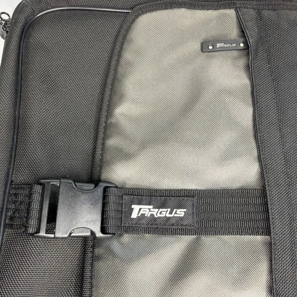 Targus Laptop Bag Expandable Adjustable Shoulder Strap Black Pockets School Gift